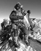 On Everest summit with Olga Kotova - first woman from a Baltic State to summit Everest.